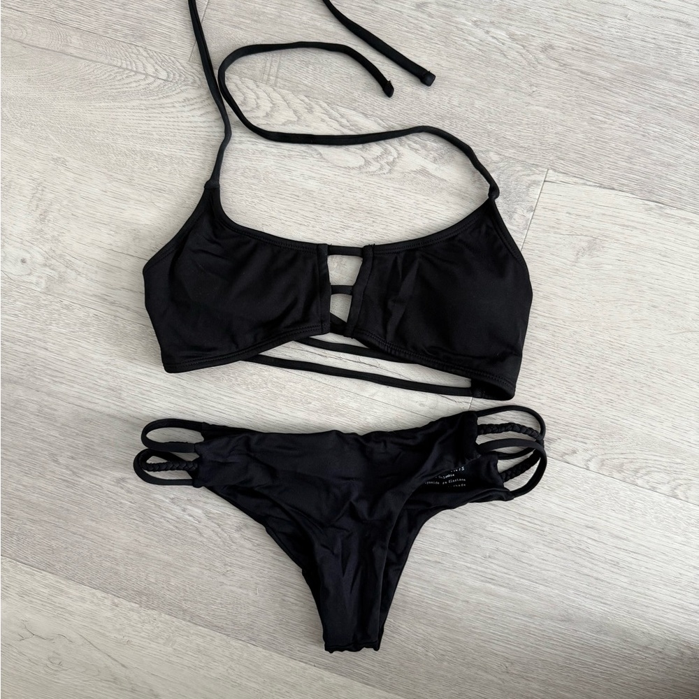 Midori Black Bikini Set